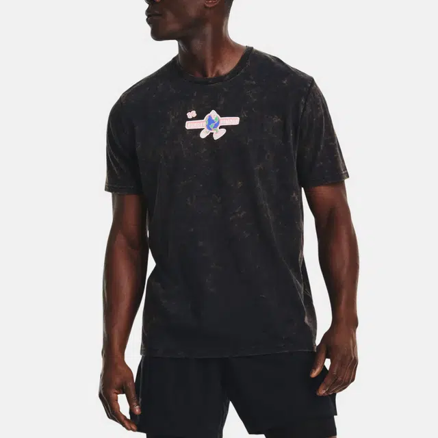 Under Armour T