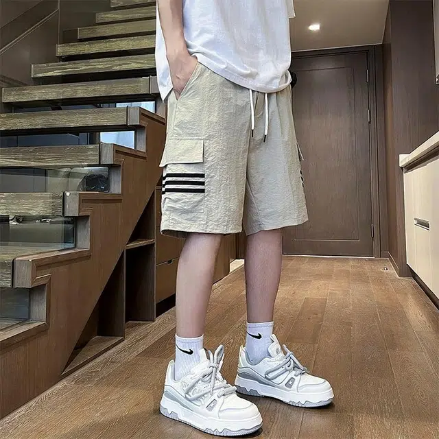 Fakeyoung