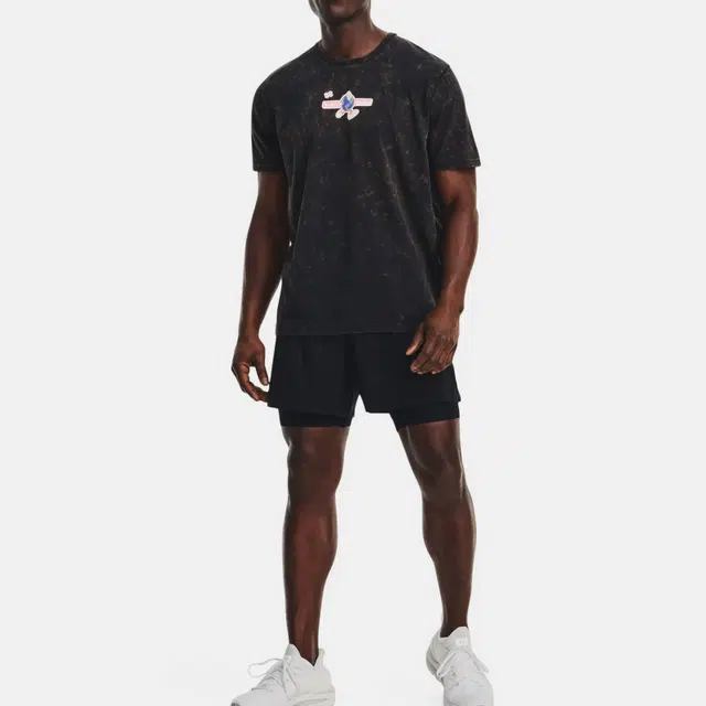 Under Armour T