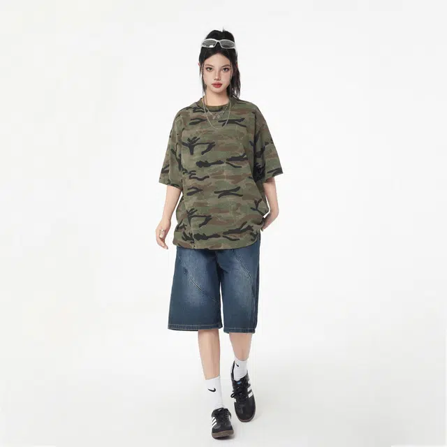 Fakeyoung T