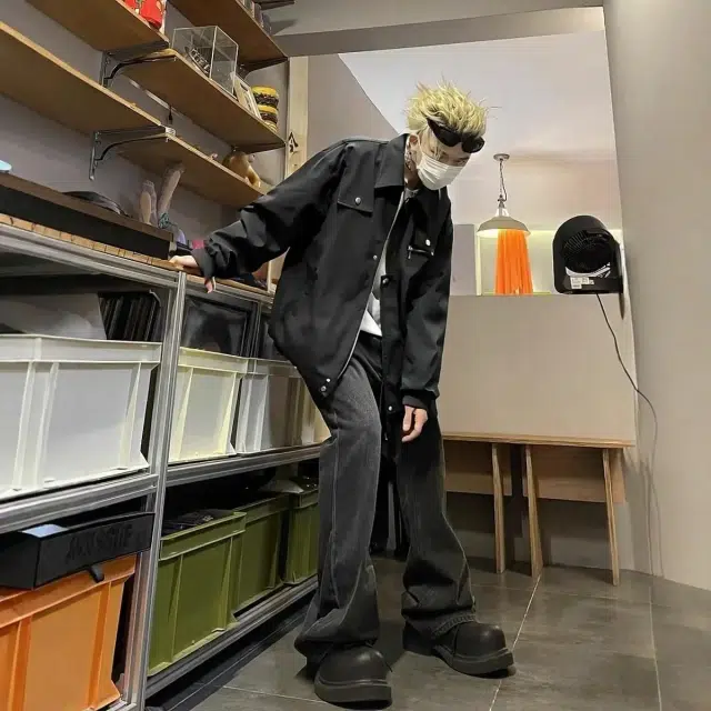 SPONGEBOB SQUAREPANTS bomberlogovibe