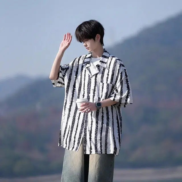 Fakeyoung
