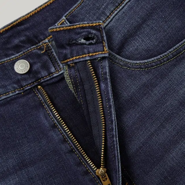 levis 551