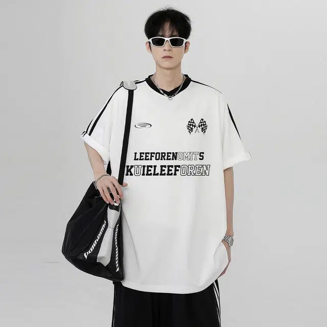 Fakeyoung T