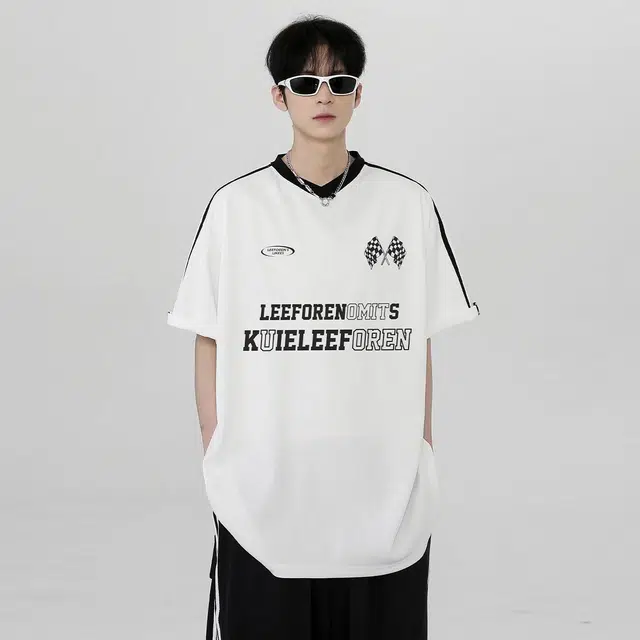 Fakeyoung T