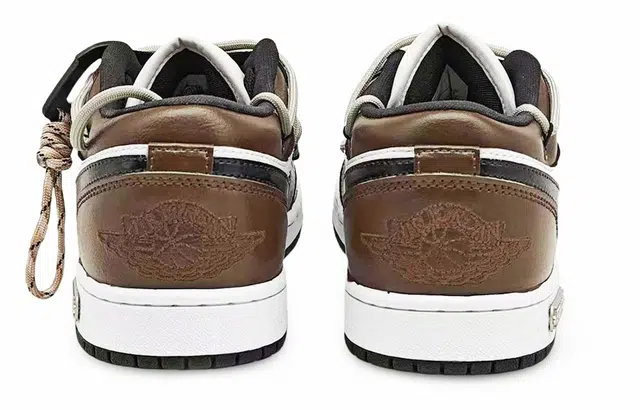 Jordan Air Jordan 1 "Panda" EIGHT