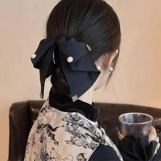 简应舒 轻奢蝴蝶结后脑勺精致半发 缎面 亚克力 发夹 女款
