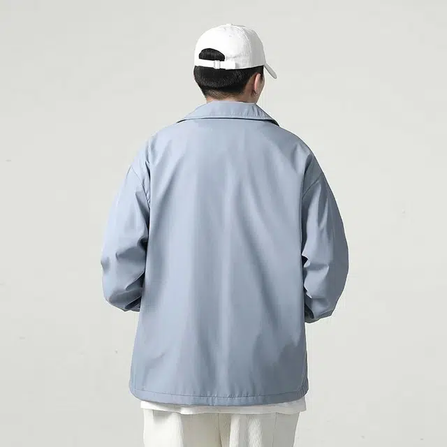 雅鹿 美式复古高街低饱和度纯色简约手写体印花休闲舒适百搭通勤防风防水宽松夹克外套 男女同款 浅蓝