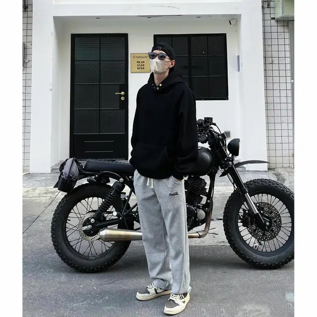 宾力克 连帽宽松纯色落肩套头长袖卫衣 男女同款