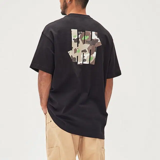 UNDEFEATED T