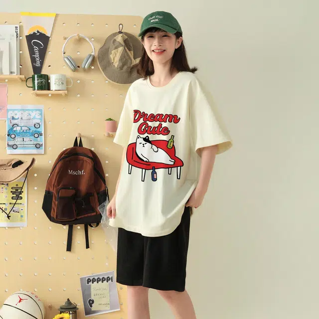 LIVINGTOWN T