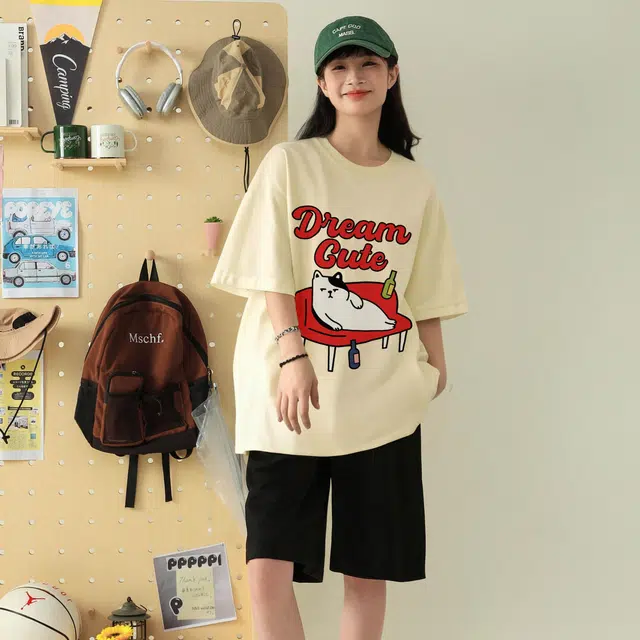 LIVINGTOWN T