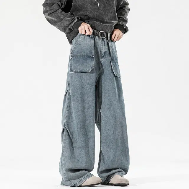 EVE Jeans logo