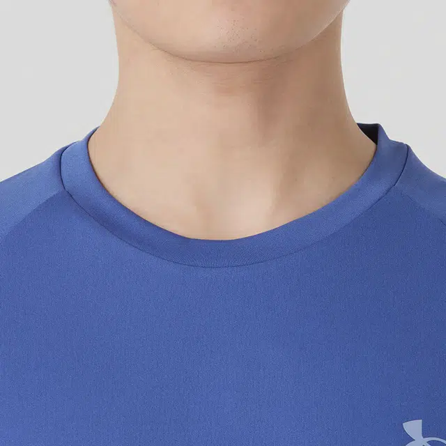 Under Armour T