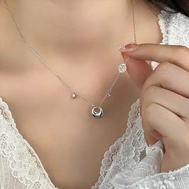 S925