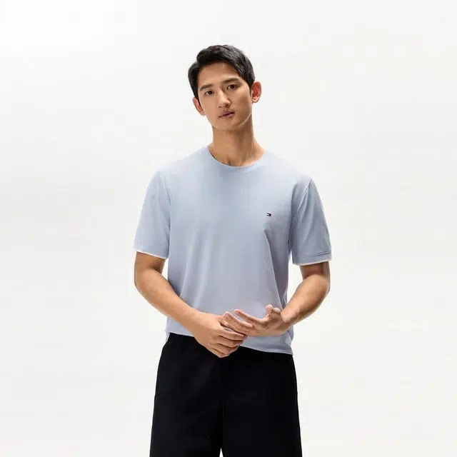 Tommy Hilfiger T