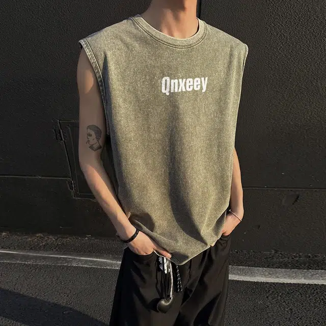 Qnxeey