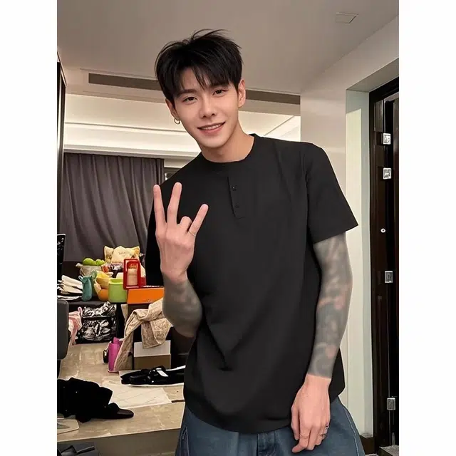 Hypeyourself T