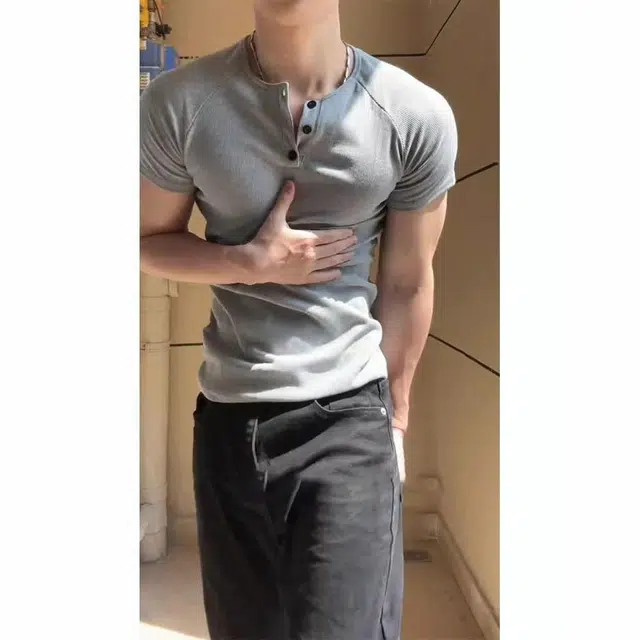 Hypeyourself T