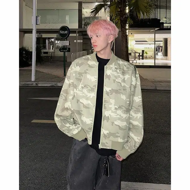 Fakeyoung