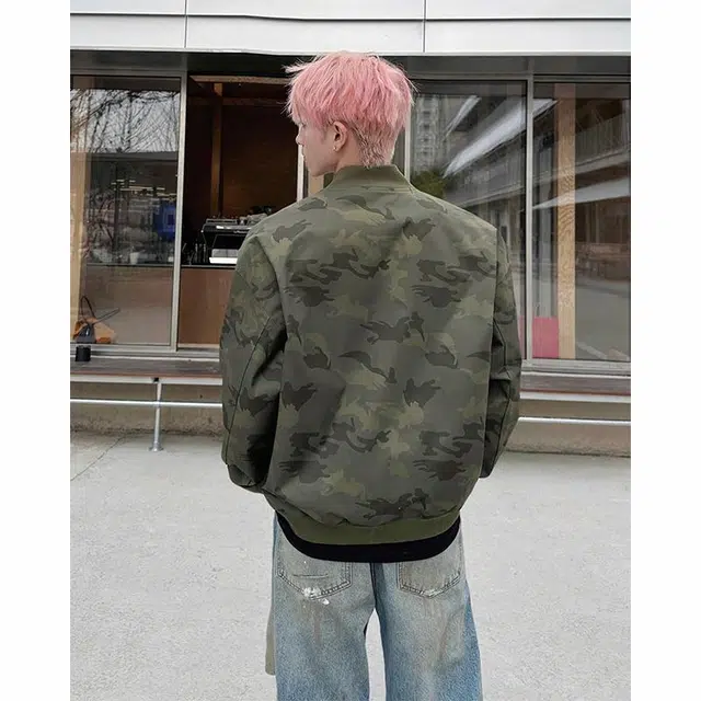 Fakeyoung