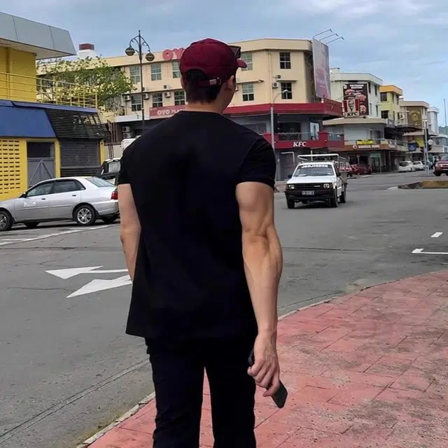 Hypeyourself T