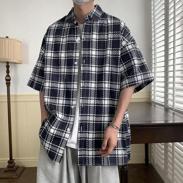 URBAN AUTHENTIC