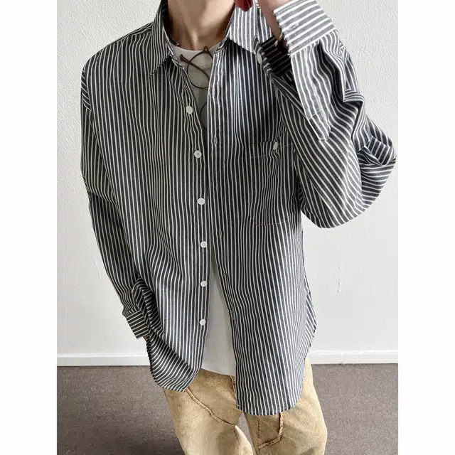 FAKE VINTAGE