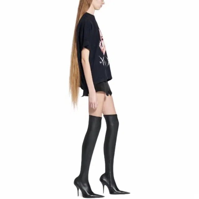 Balenciaga FW25 Fanclub T