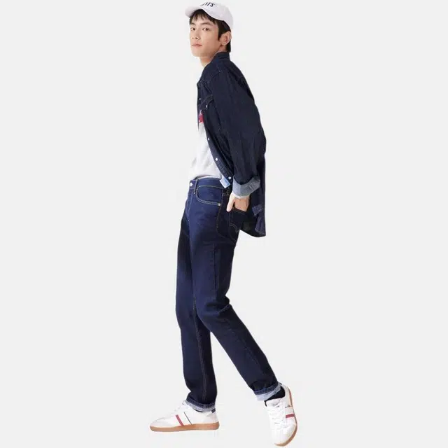 Levis