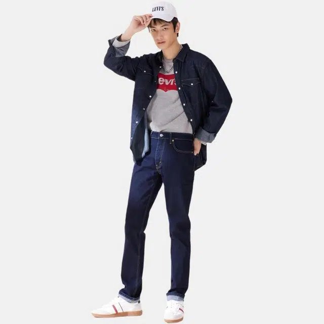Levis