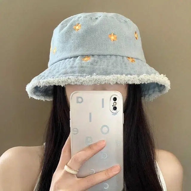 俞兆林 日系花朵磨边刺绣牛仔水桶帽春夏季防晒遮阳大头围显脸时尚休闲学生百搭盆帽 聚酯纤维 渔夫帽 男女同款情侣款