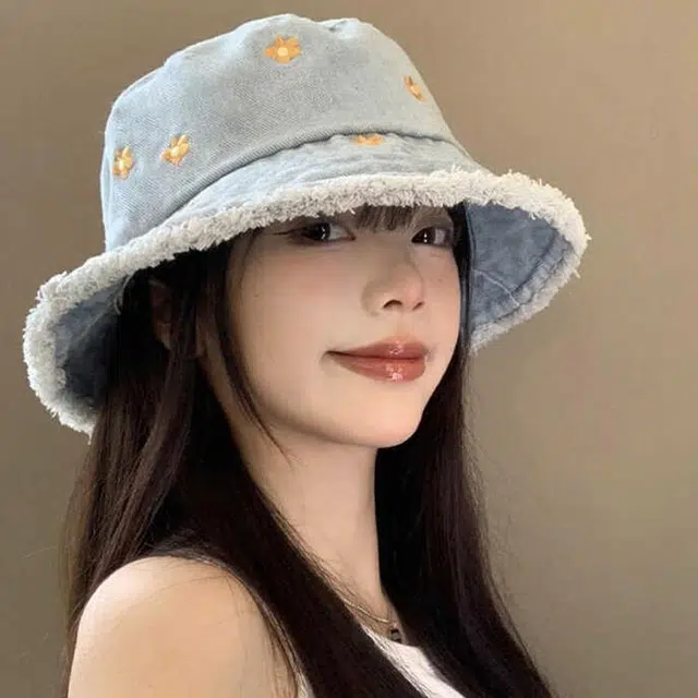 俞兆林 日系花朵磨边刺绣牛仔水桶帽春夏季防晒遮阳大头围显脸时尚休闲学生百搭盆帽 聚酯纤维 渔夫帽 男女同款情侣款