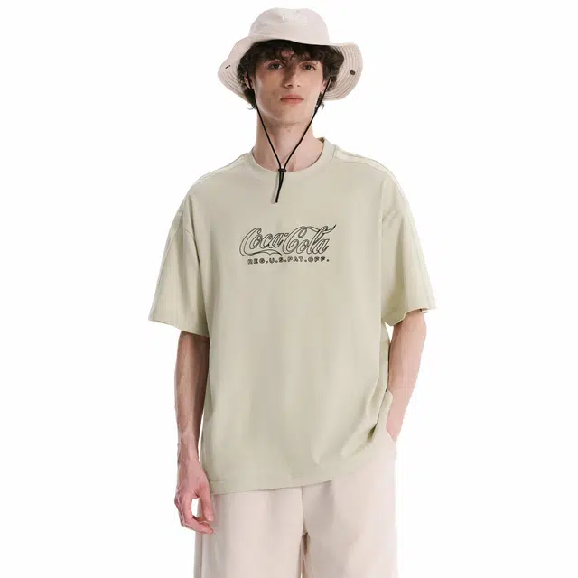 Coca-Cola T