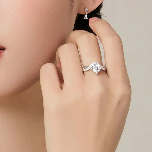 DEINO 18K