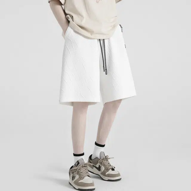 Fakeyoung