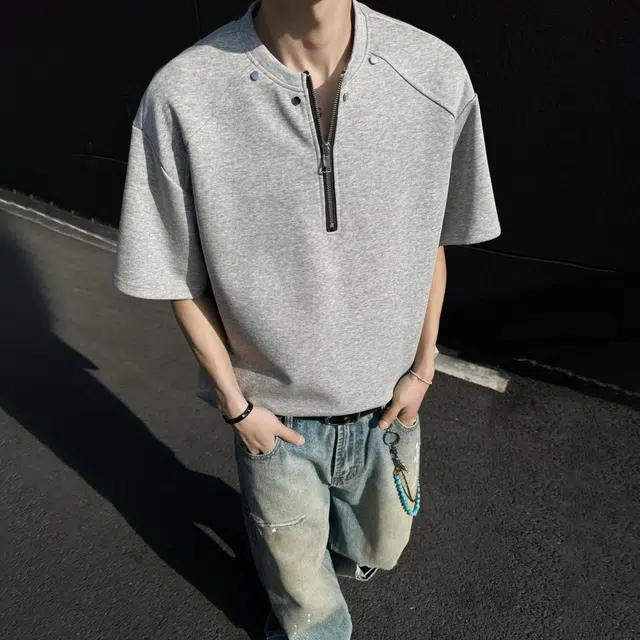 YATSI T