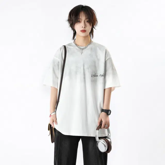 URBAN AUTHENTIC T