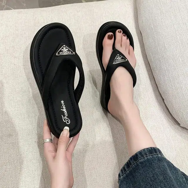 黑恐龙 舒适时尚 防滑速干人字拖鞋 女款