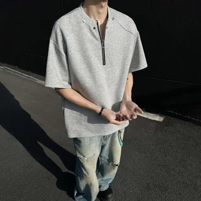 YATSI T