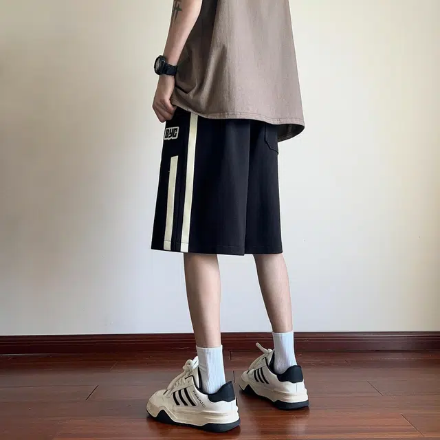 Fakeyoung