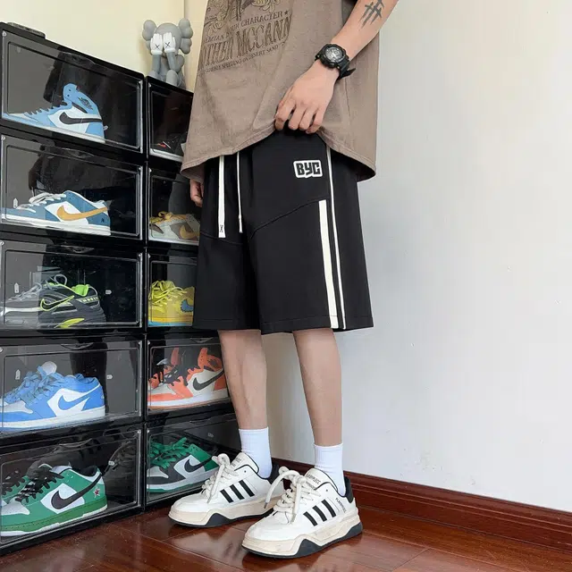 Fakeyoung