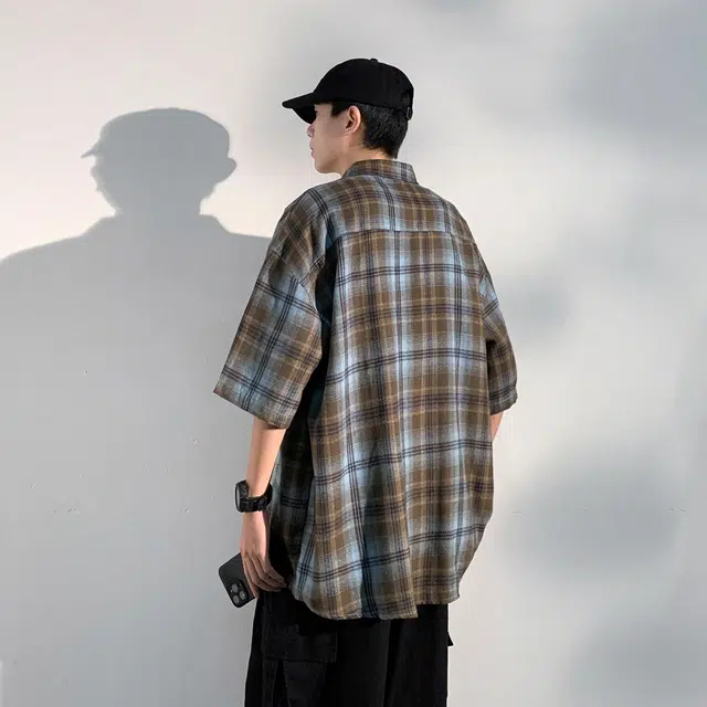 URBAN AUTHENTIC