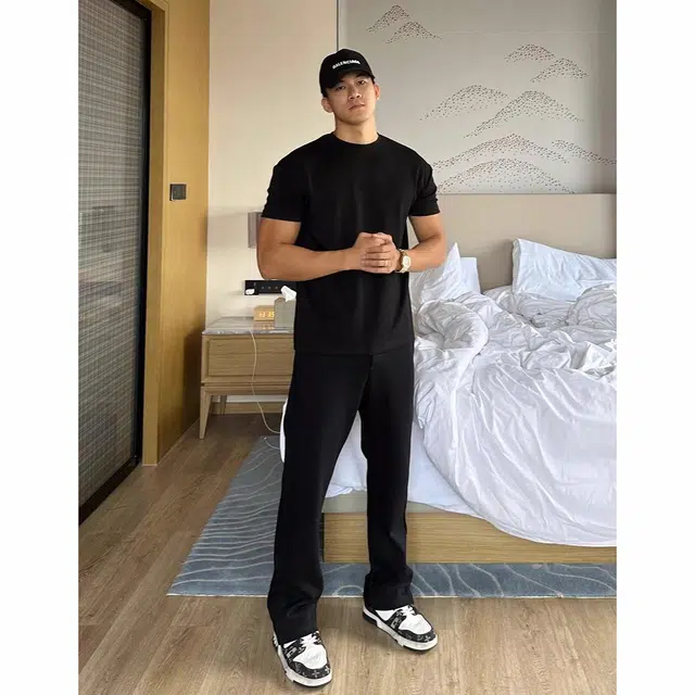 Hypeyourself T