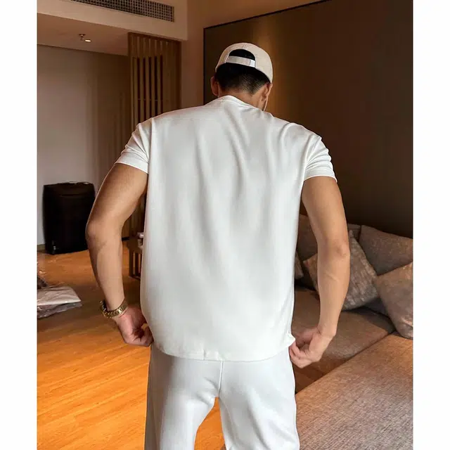 Hypeyourself T