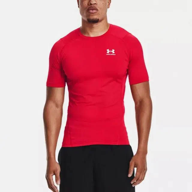Under Armour T