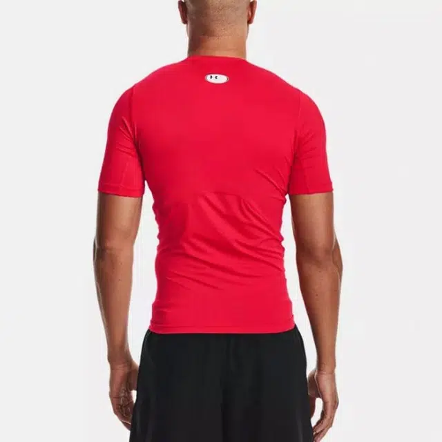 Under Armour T