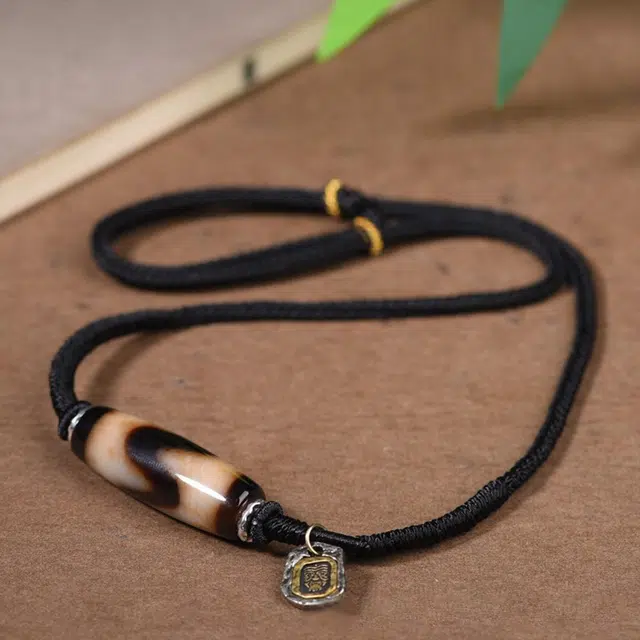 【五福临门财运通】 玉临门 平安喜乐 藏式虎牙九眼天珠 挂绳民族风锁骨链 手工编织吊坠#好运 玛瑙 玉石项链 男女同款情侣款