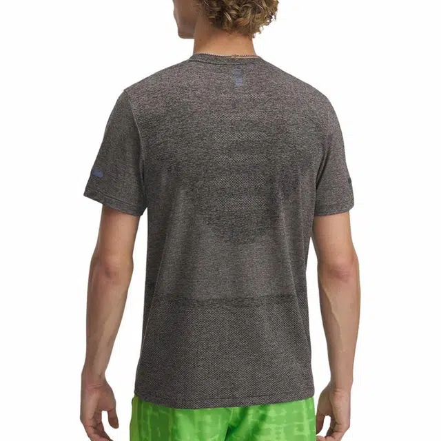 Under Armour Seamless T