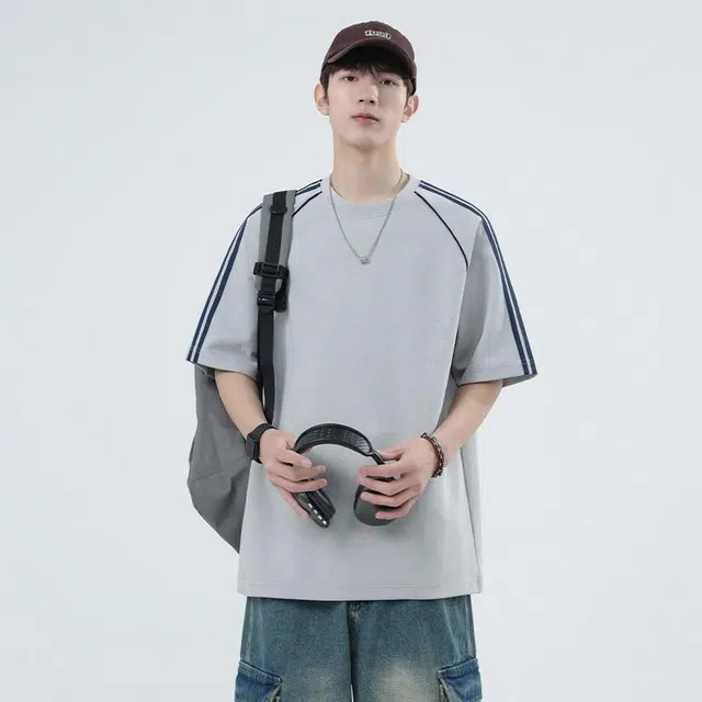 Fakeyoung T